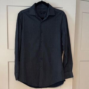 Van Heusen Men's Navy Blue and White Patterned Shirt